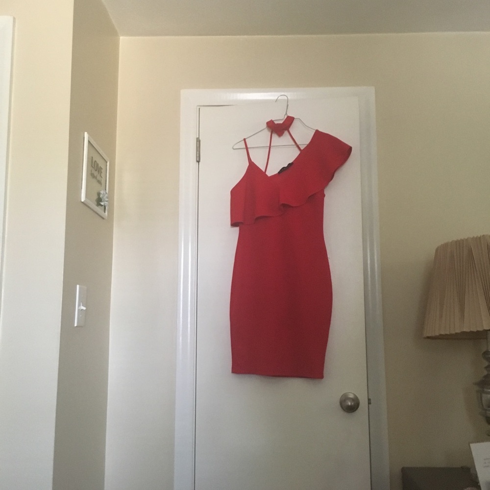 Sabora  mini dress. Red color.